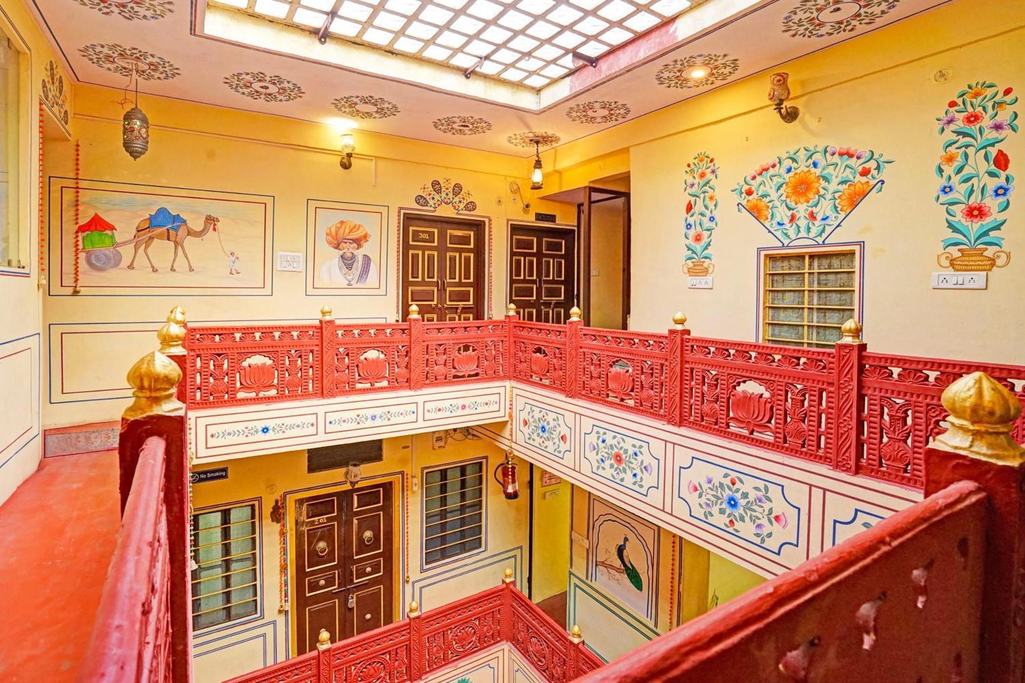 Super Collection O Ramganj Near Hawa Mahal Hotel ชัยปุระ ภายนอก รูปภาพ