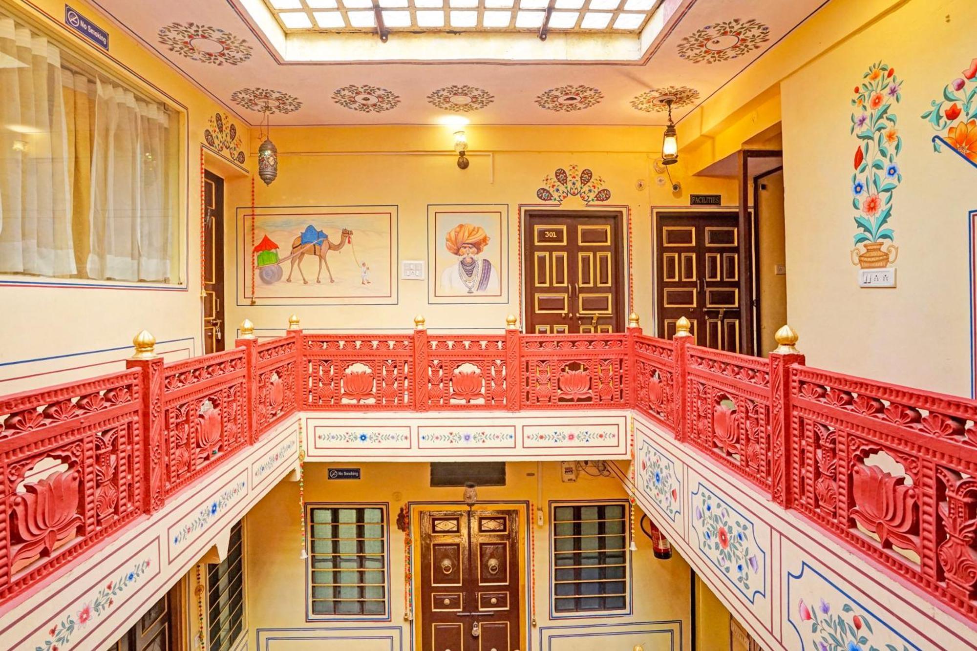 Super Collection O Ramganj Near Hawa Mahal Hotel ชัยปุระ ภายนอก รูปภาพ