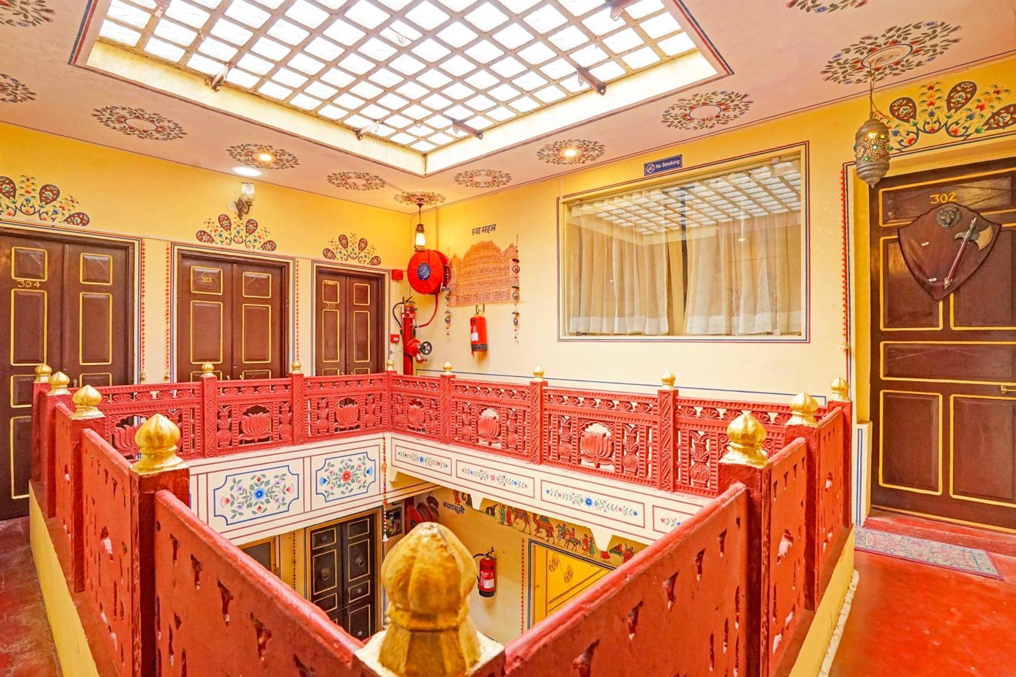 Super Collection O Ramganj Near Hawa Mahal Hotel ชัยปุระ ภายนอก รูปภาพ